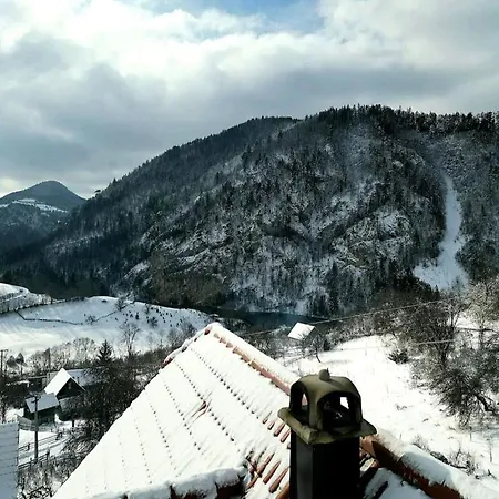 Mountain House Potkovica * Lazici