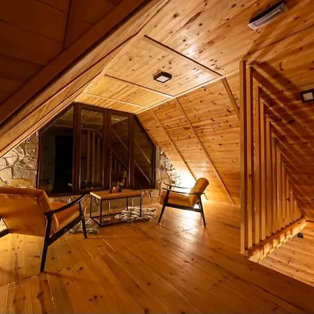 Mountain House Potkovica